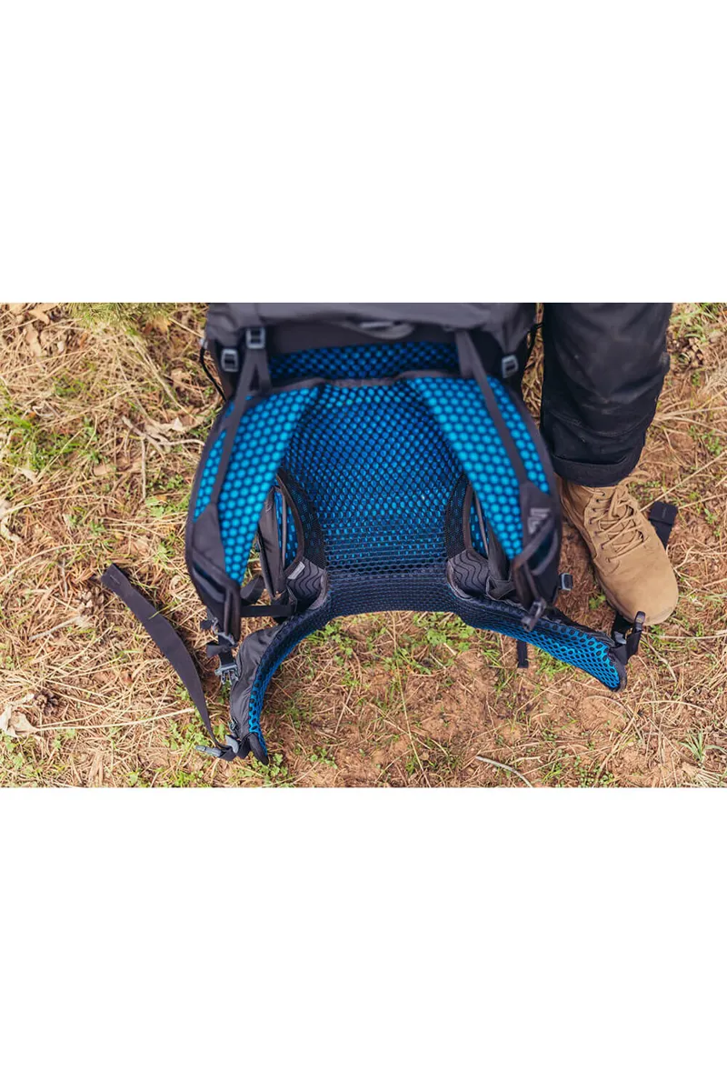 Gregory Focal 38 Rucksack Large in Ozone Black-6